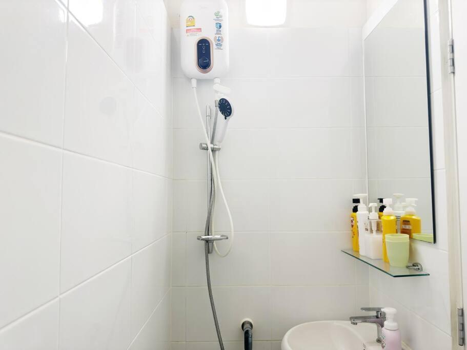 5br House 8beds, Ekkamai Bts 12mins Walk, 711, Shopping Mall