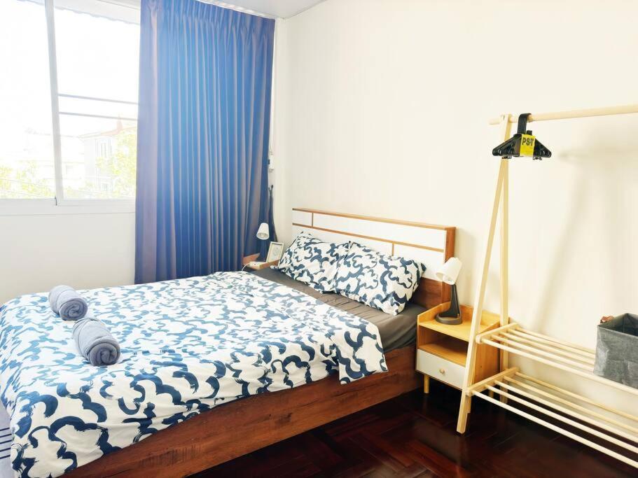 5br House 8beds, Ekkamai Bts 12mins Walk, 711, Shopping Mall * Bangkok