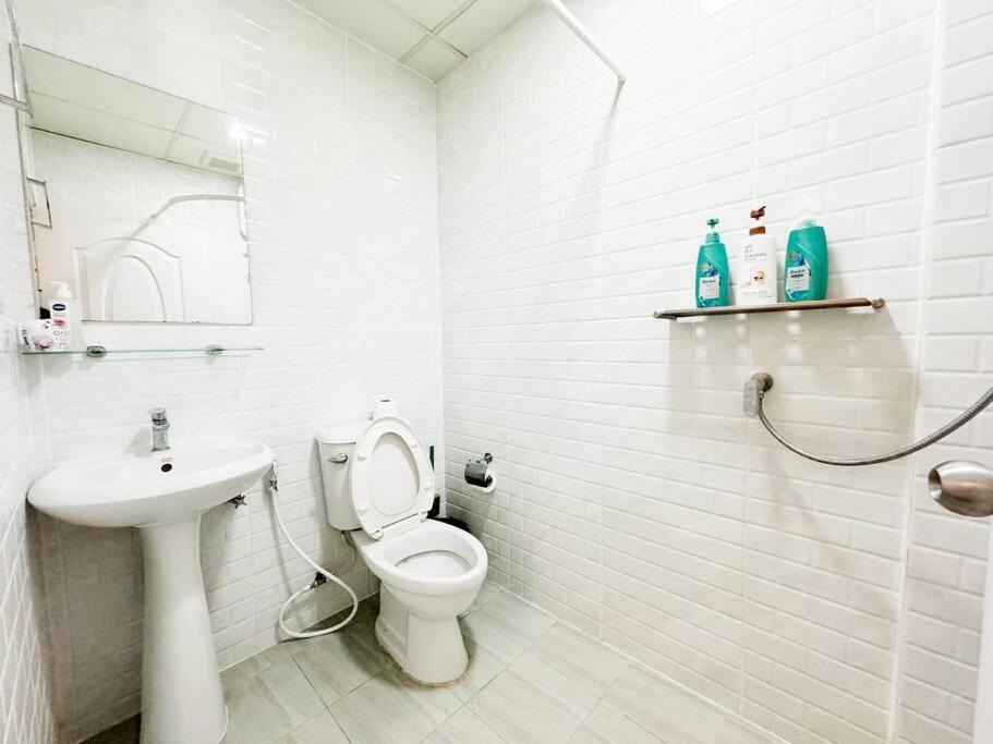 Villa 5br House 8beds, Ekkamai Bts 12mins Walk, 711, Shopping Mall *