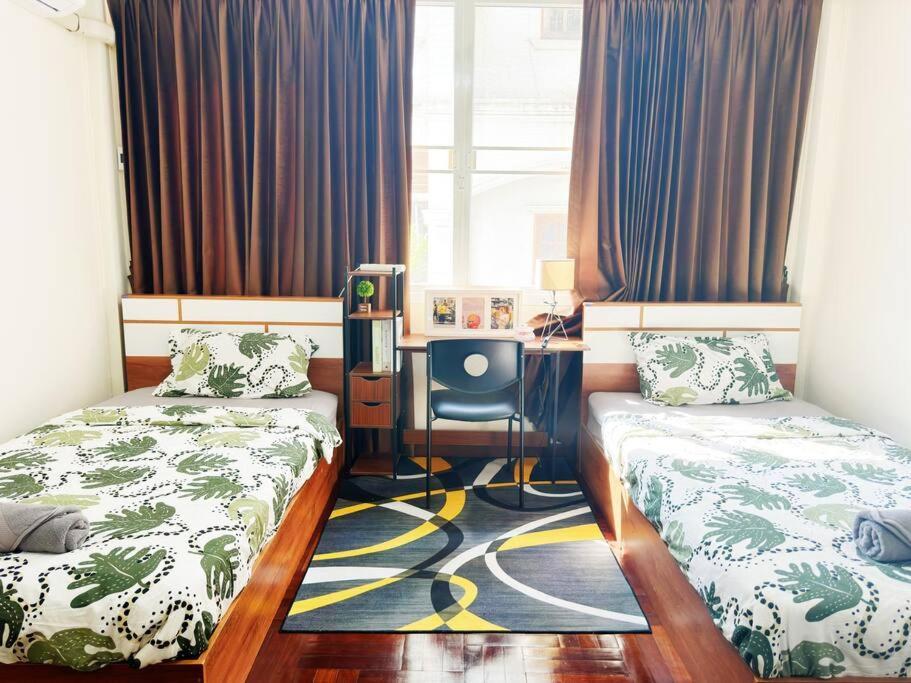Biệt thự 5br House 8beds, Ekkamai Bts 12mins Walk, 711, Shopping Mall Bangkok